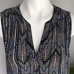 DR2 • Sleeveless Blouse